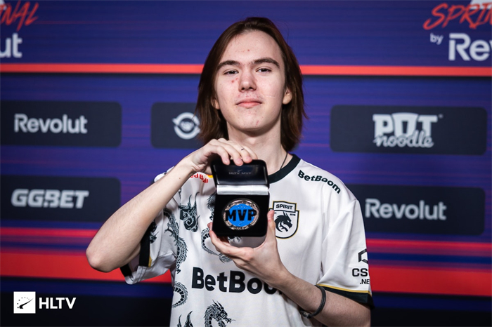 扑克中的自控力训练（在扑克游戏中培养自控能力）