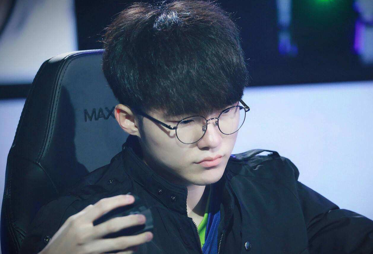 百家乐新手为什么判断会失控（百家乐新手为何容易出现判断失控）