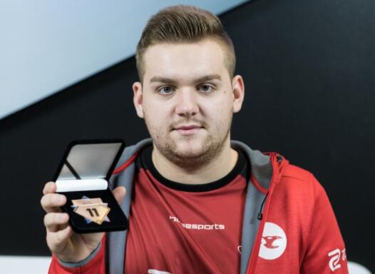 官方公告： Magisk 回归 Astralis ， stavn 暂时离队